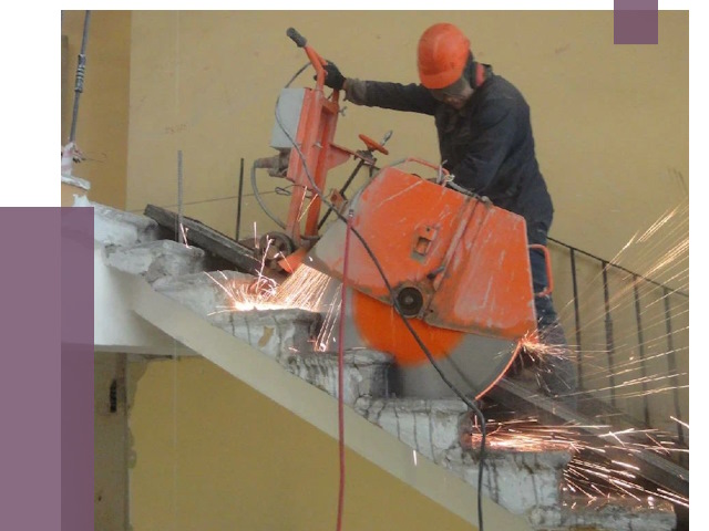 Демонтаж бетонных лестниц в Кирове от 4663 руб. за м2 | ПРОЛЁТ-Кри