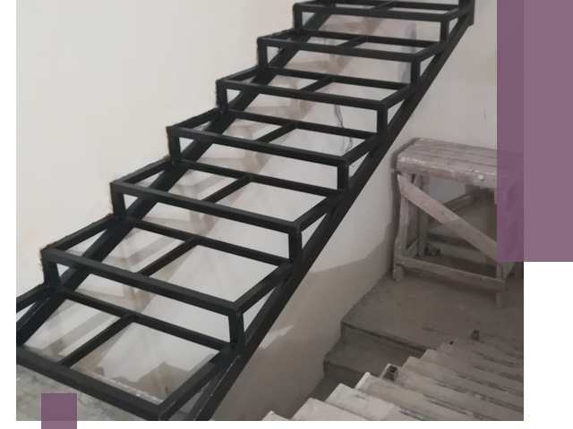 Демонтаж лестниц на металлокаркасе в Кирове: быстрый вывоз и разбор