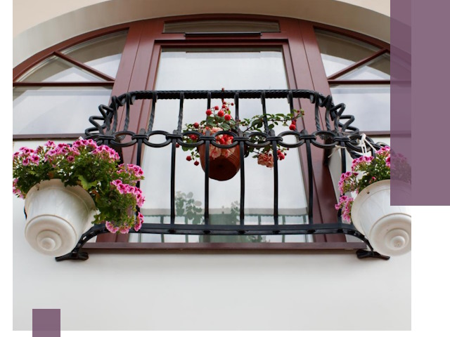 Изготовление и монтаж французских балконов в Кирове