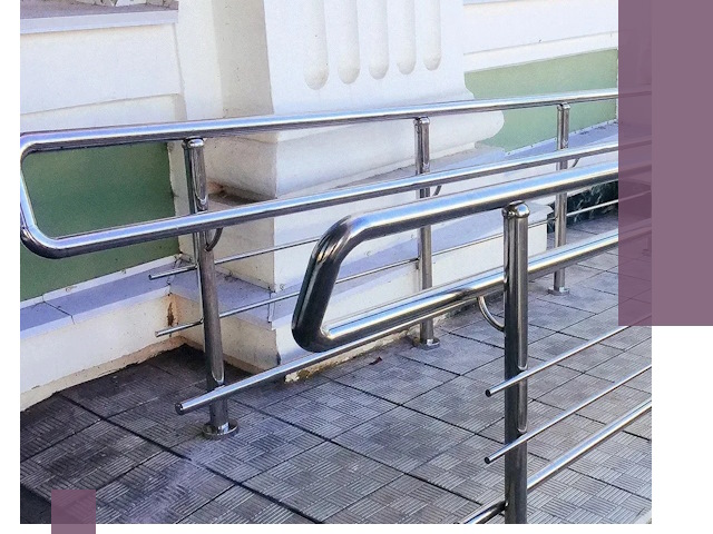 Ограждения пандусов из металла и нержавейки в Кирове