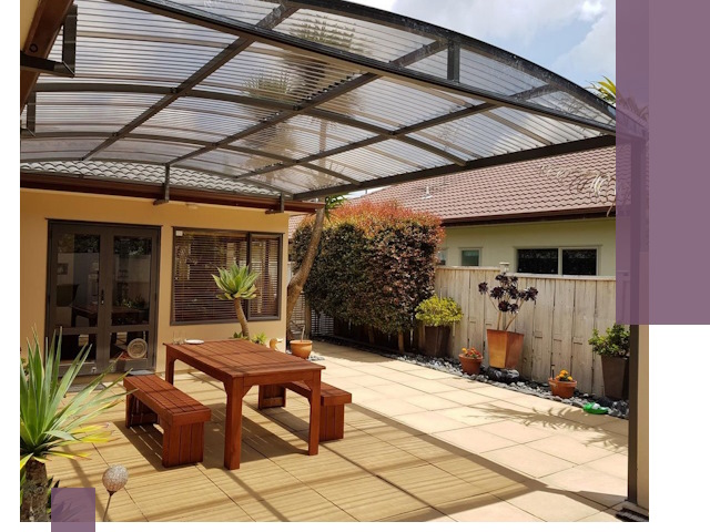 Навесы во двор под ключ в Кирове — изготовление и монтаж