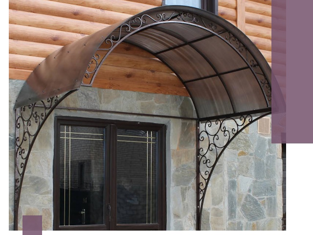 Арочные козырьки под ключ в Кирове: изготовление и монтаж