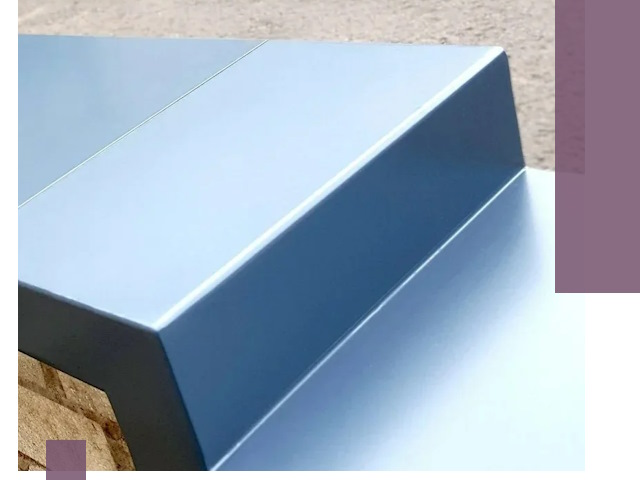 Крышки на парапет в Кирове: изготовление и монтаж под ключ