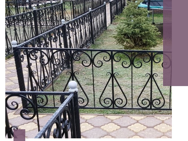 Кованые газонные ограждения под ключ в Кирове